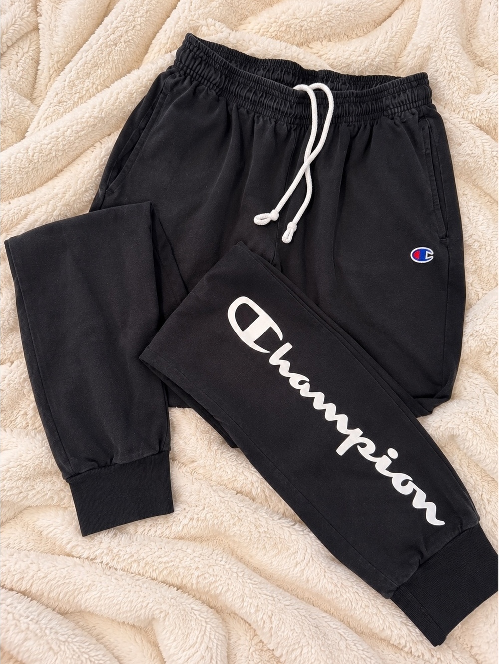 Champion Women's Medium Black Script Logo Jogger Sweatpants Athletic Lounge